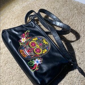 Conceal carry shoulder bag